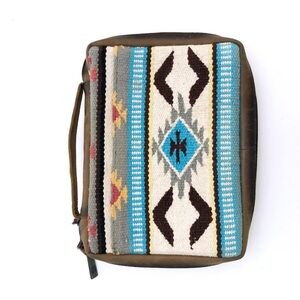 STS Ranch Bible case